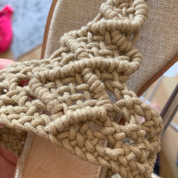 NEW Handwoven sandals - Picture 4 of 5
